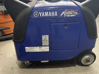 Yamaha EF3000iSEB Inverter Generator -like new!, Super Quiet! Yamaha 3000i gas. Fired right up 1st try.