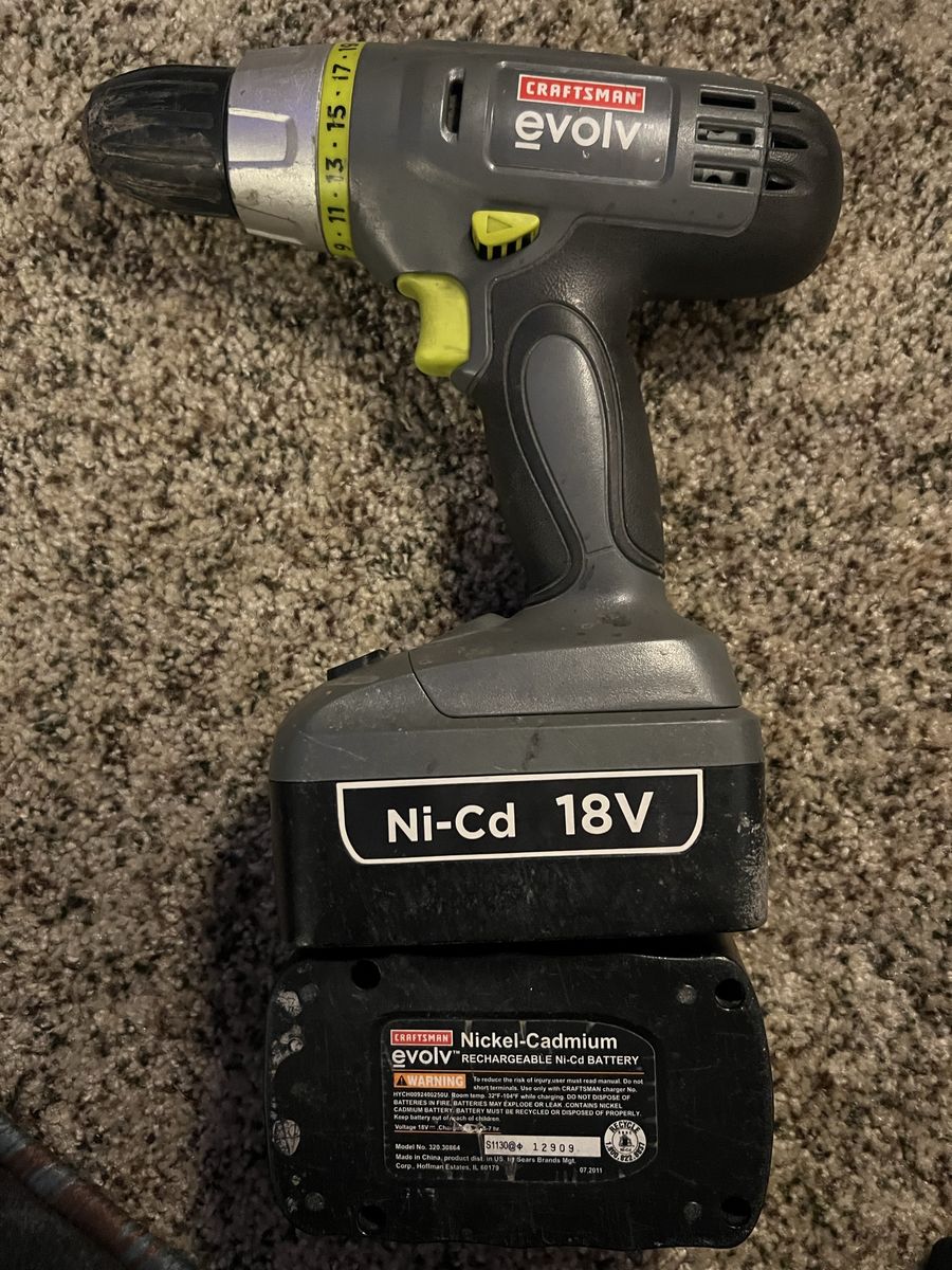 Black&Decker Evolv Drill 18v Ni-Cd No Charger
