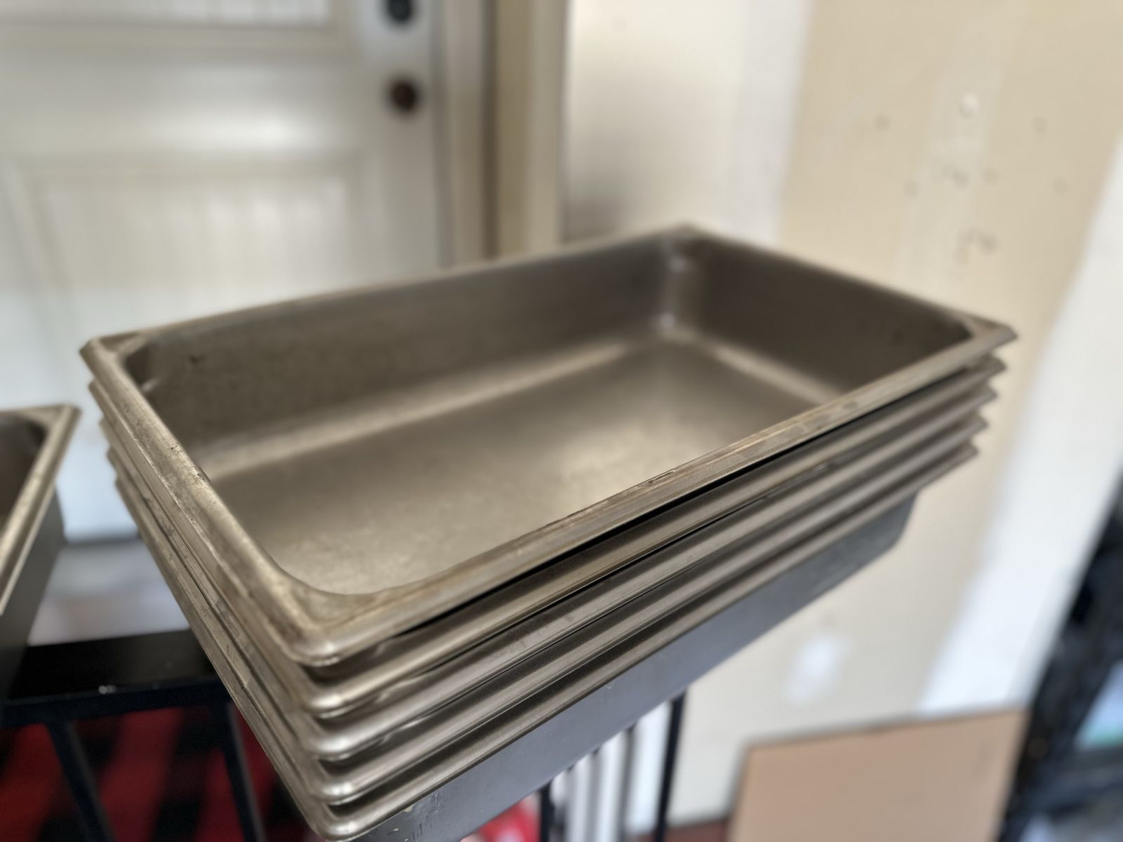 Hotel pans