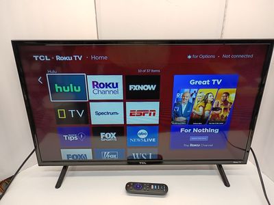 Roku TV TCL Model 32S301 Smart LED 32" Inches with Remote Like New