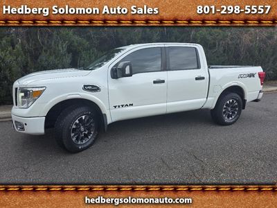 2017 NISSAN TITAN PRO-4X