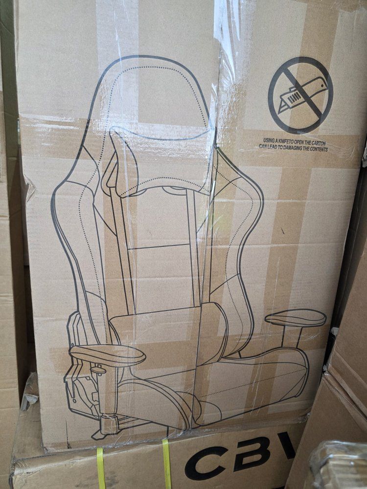 New Sitmod Gaming Chair in Black - Ergonomic Design for Comfort