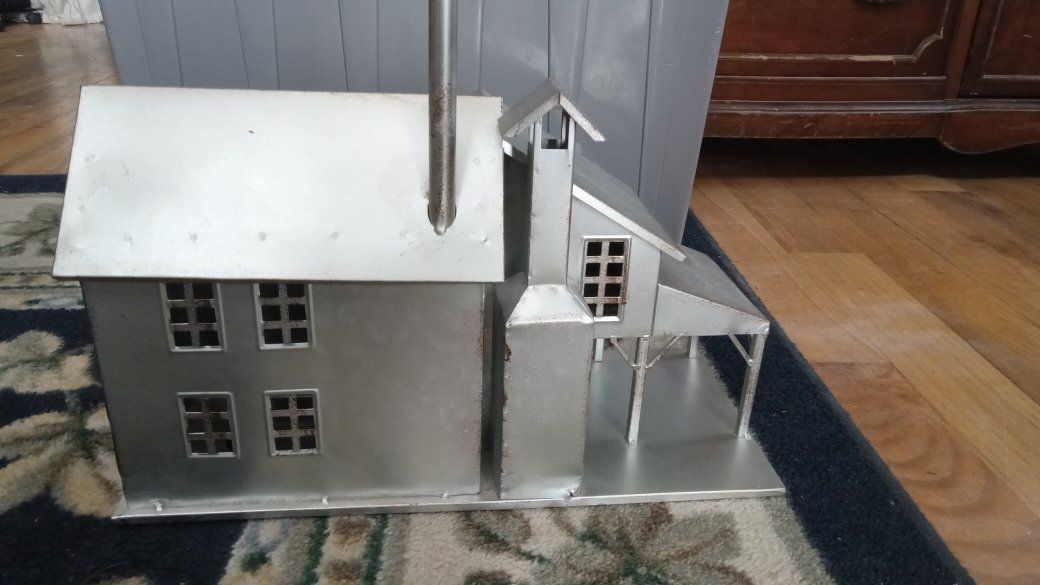 Main image 3