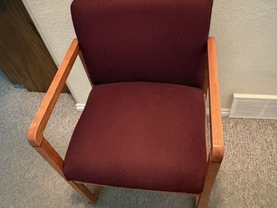 Vintage Global Upholstery Wood Frame Guest Chair $60 cash/venmo in Provo