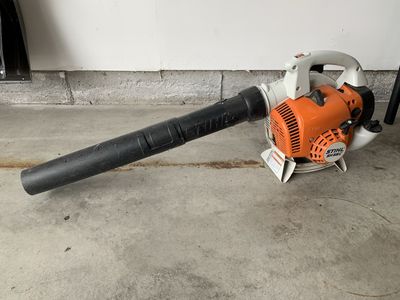 STIHL SH 56 C Gas Leaf Blower and Shredder Vac