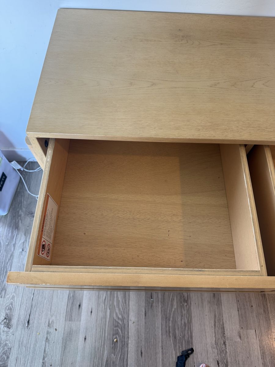 Main image 3