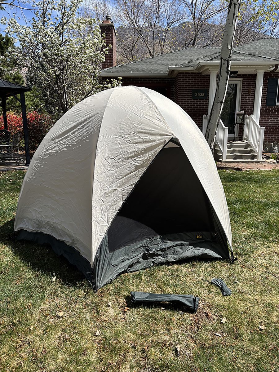 REI Hut Tent