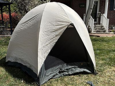 REI Hut Tent