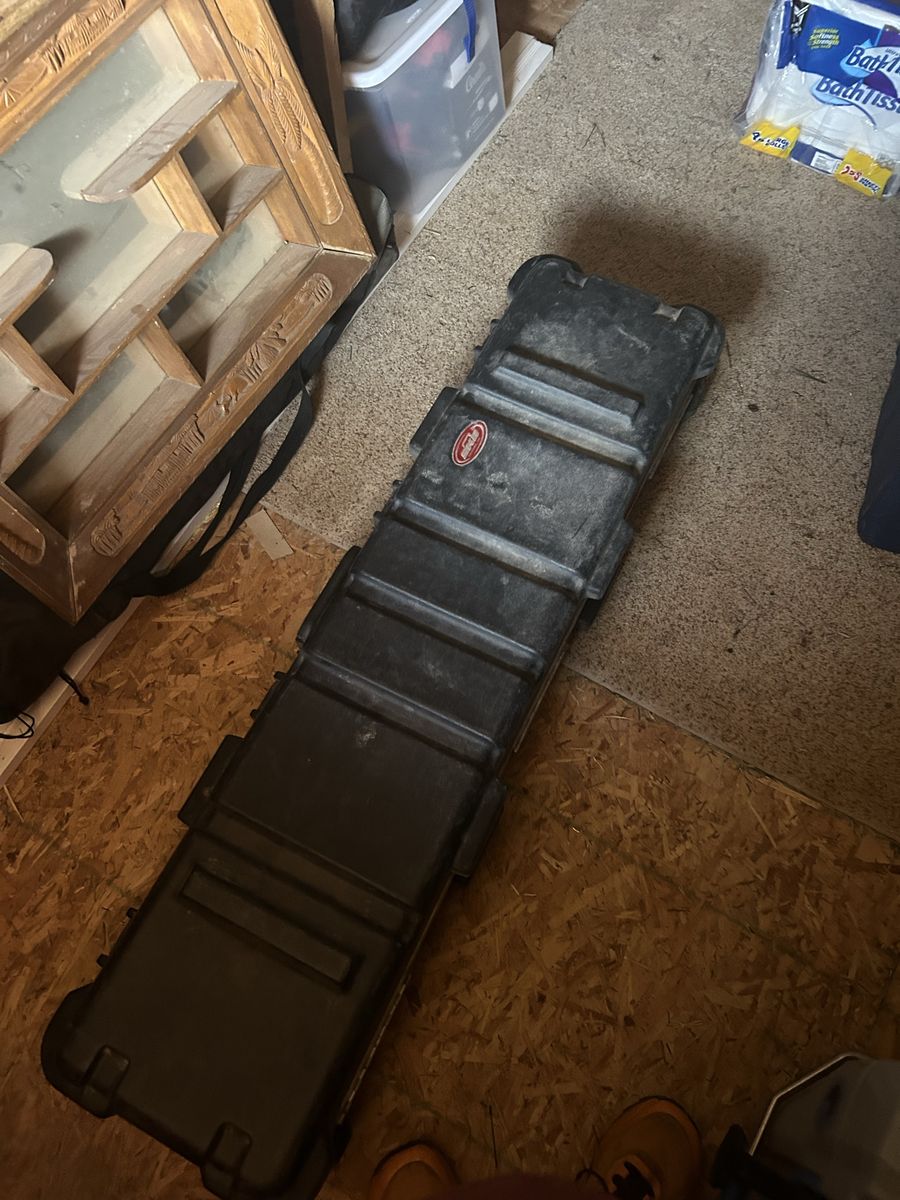 SKB Heavy-Duty Padded hard rifle Travel Storage Case with Latches
