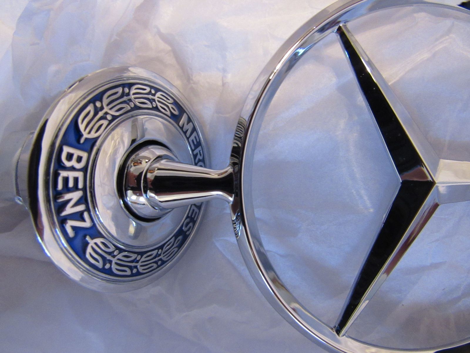 Mercedes Benz spring hood orniment-New in the box!!