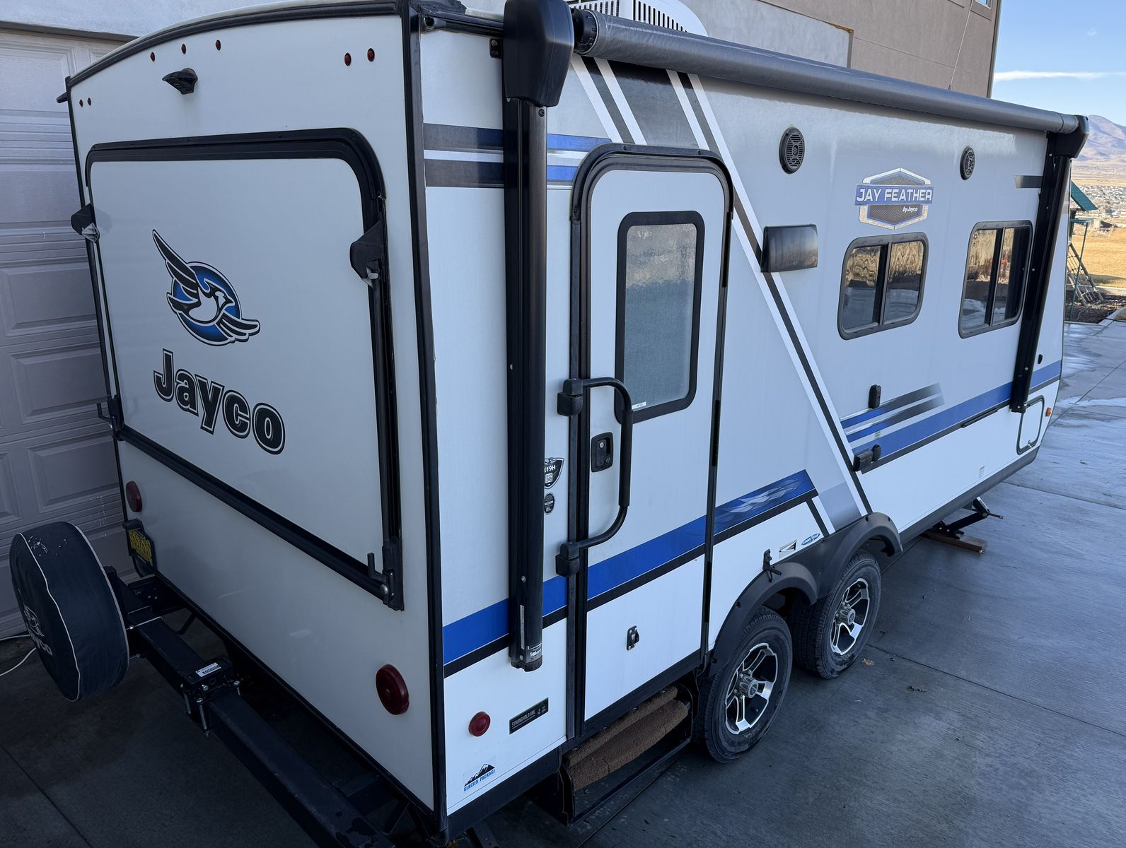Jayco X19H, Sleeps 8!