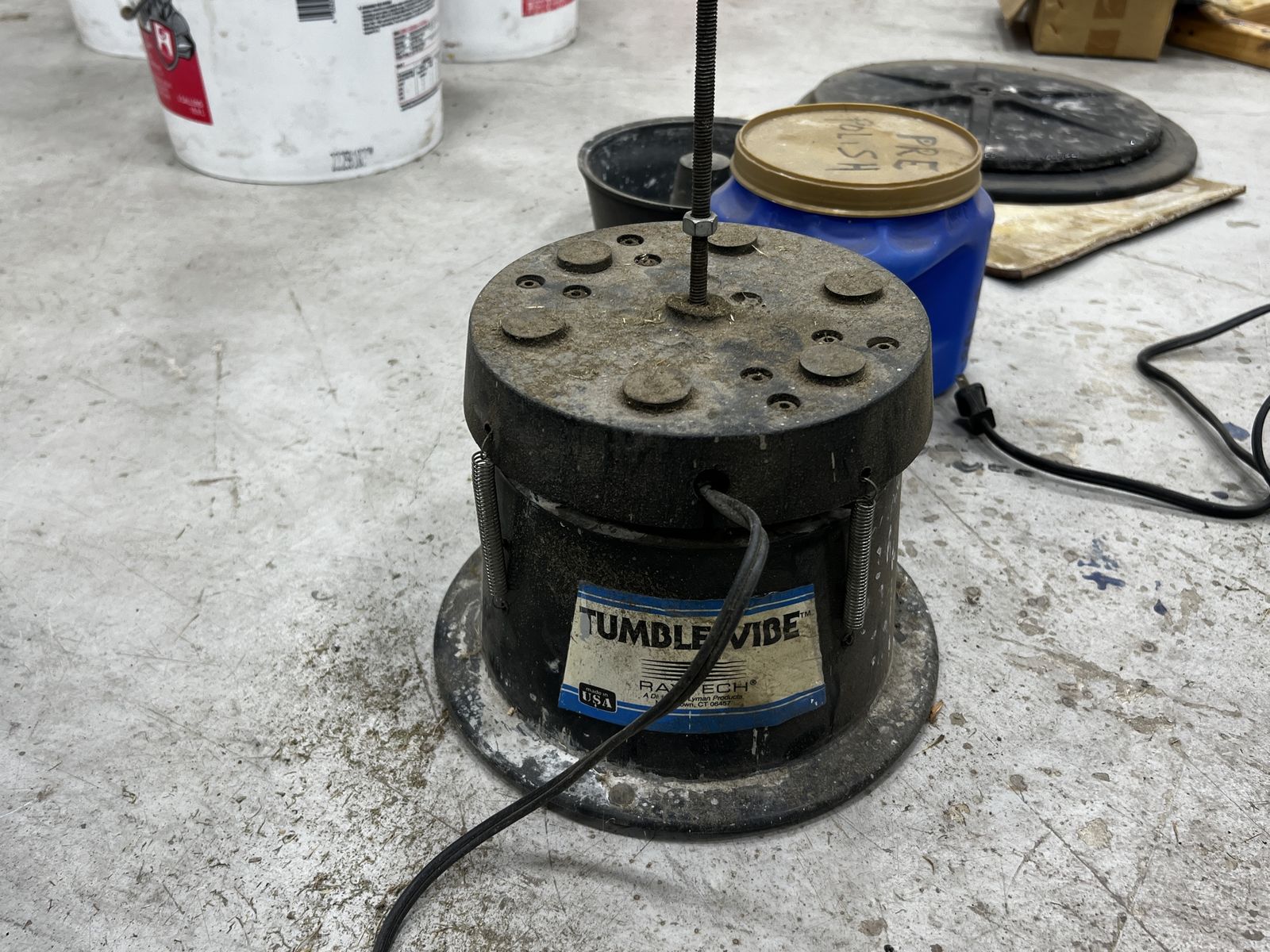 Rock tumbler and Lapidary equip and supplies