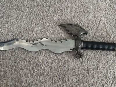 21 Flying Dragon Serrated Rippled Fantasy Dagger
