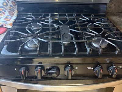 Gas stove