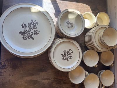 Pfaltzgraff Vintage Set Village Pattern