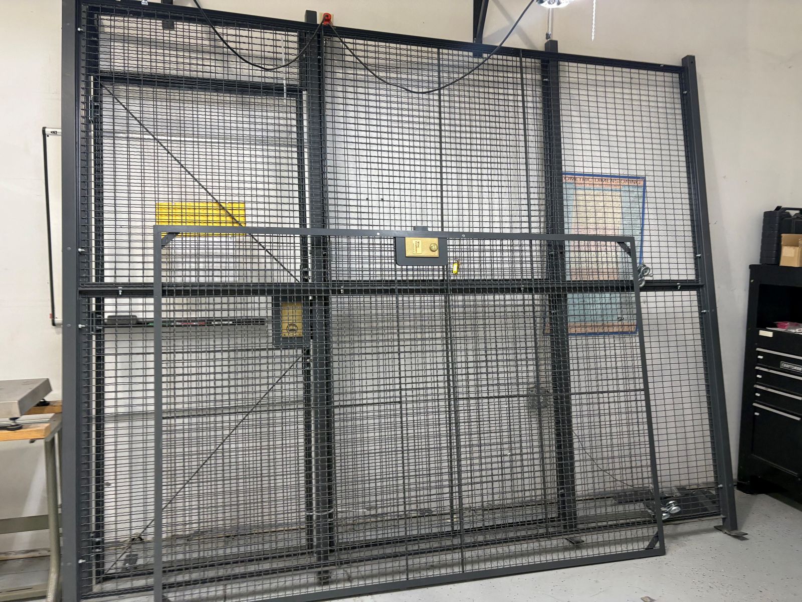 Locking warehouse fencing