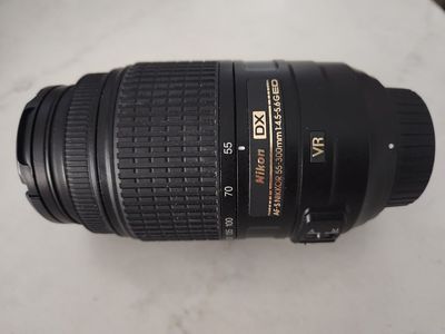 Nikon DX AF-S Nikkor 55-300mm 1:5-5.6GED VR Nikon Camera Lens