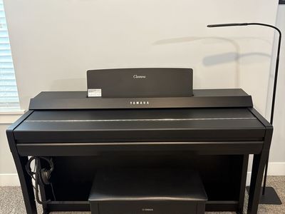 Clavinova Digital Piano