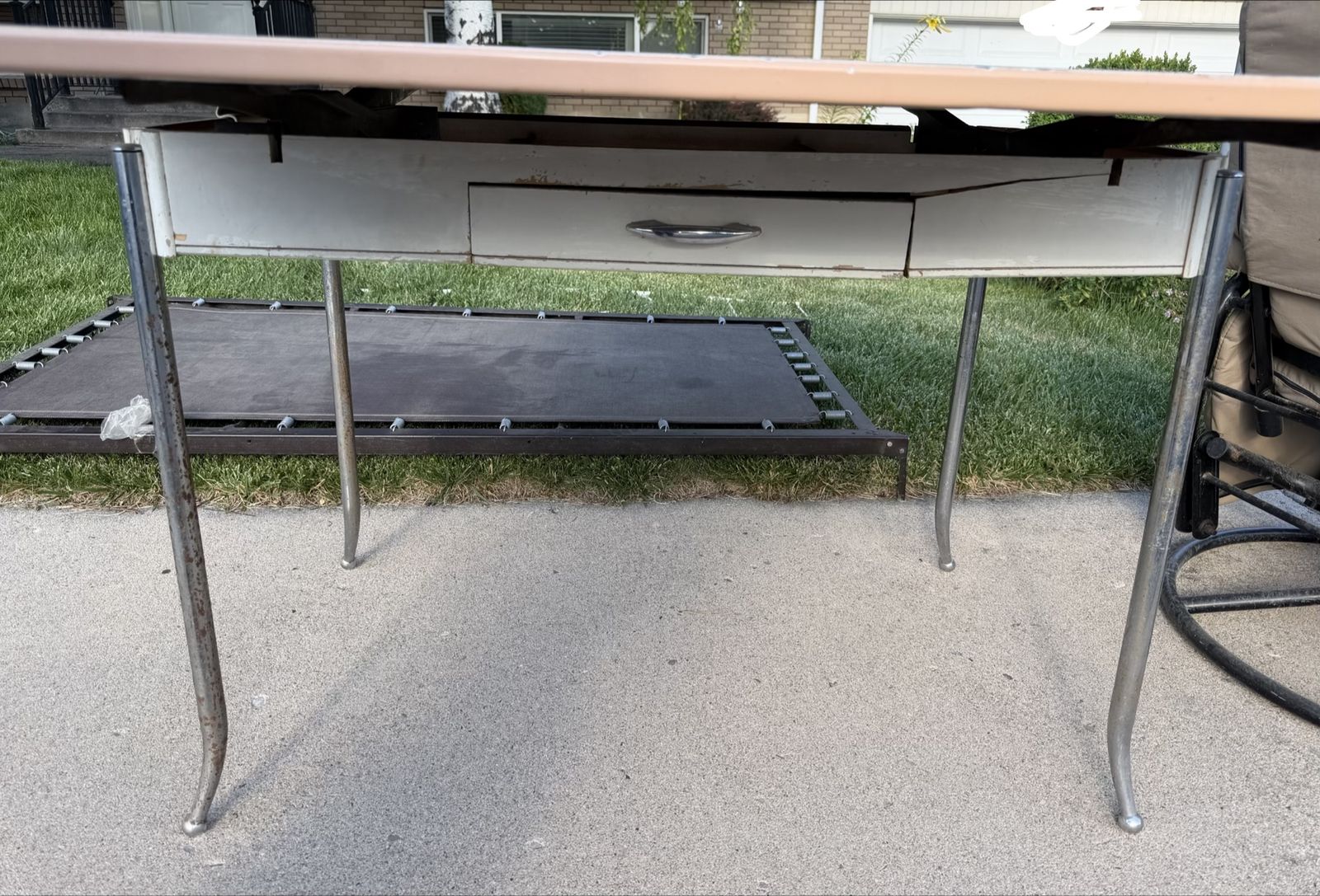 Main image 6