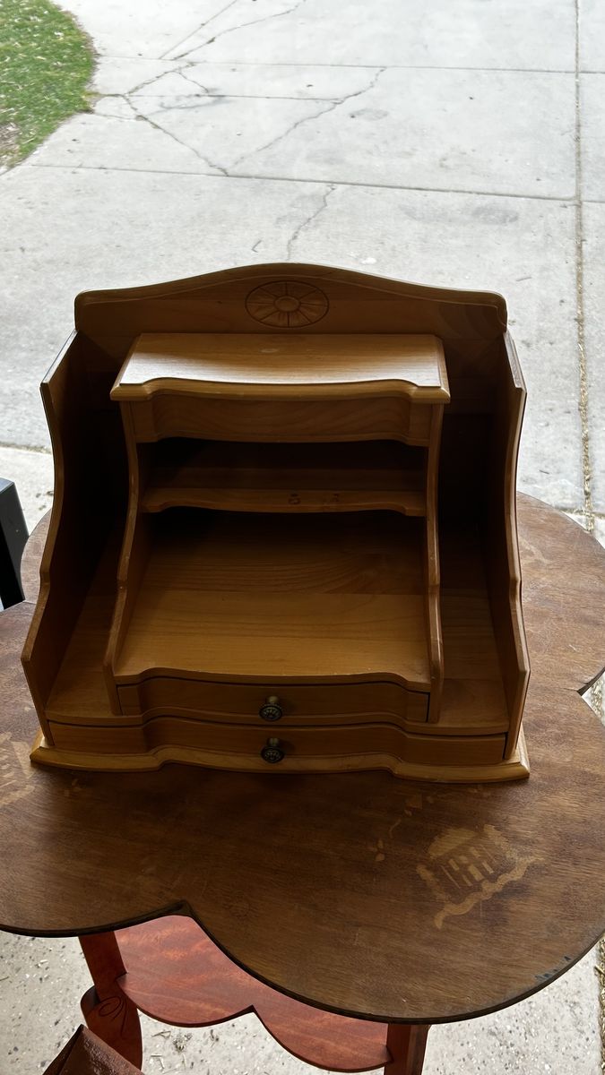 Lovely Elegant Wooden Desk Organizer