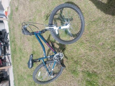 Kyrie Redline 24" mountain bike