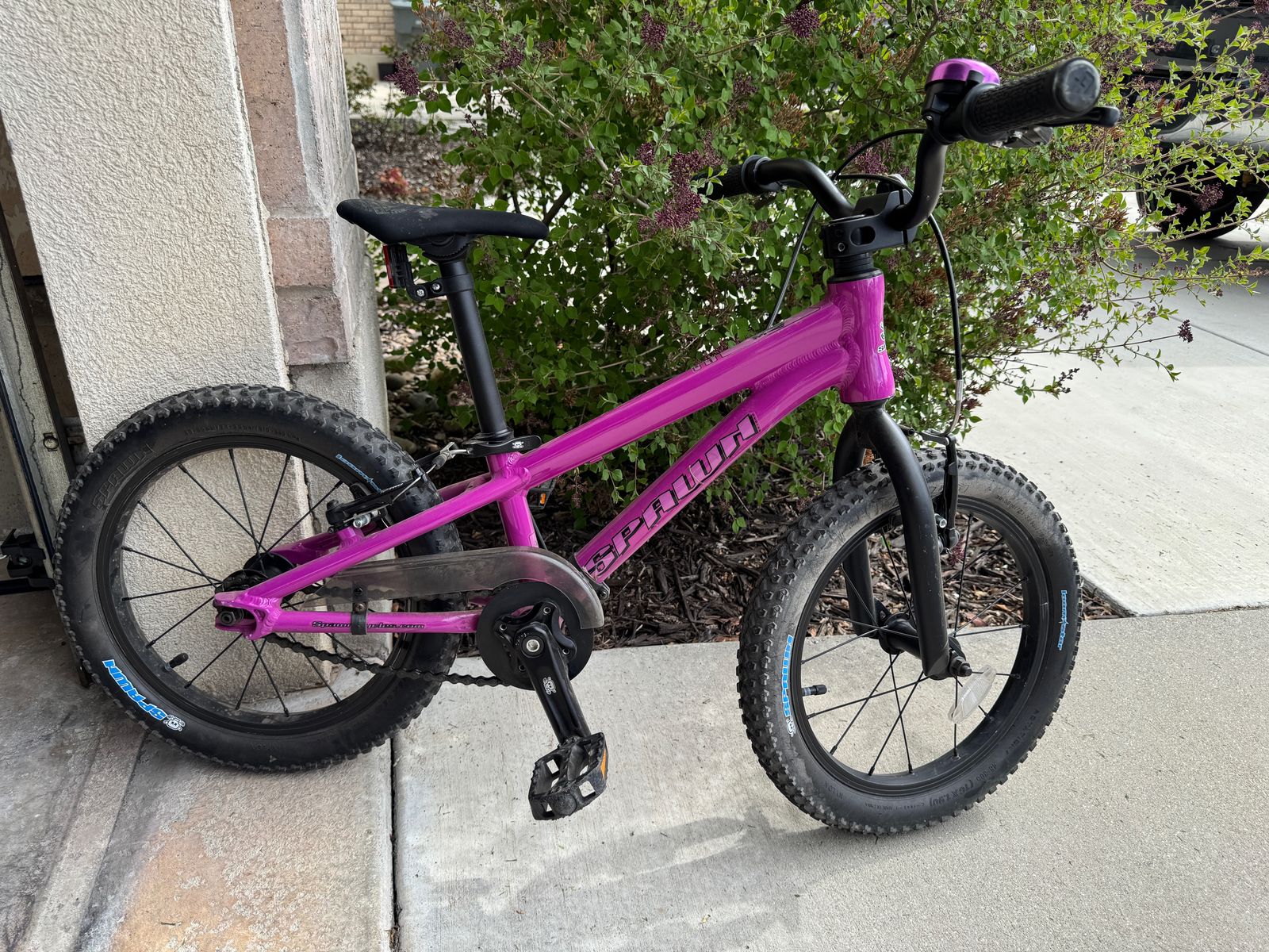 Spawn Yoji 16" Kids Bike