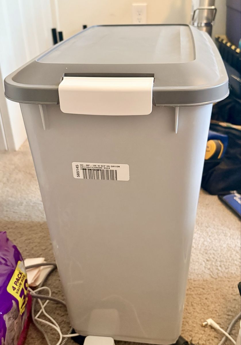 Main image 6