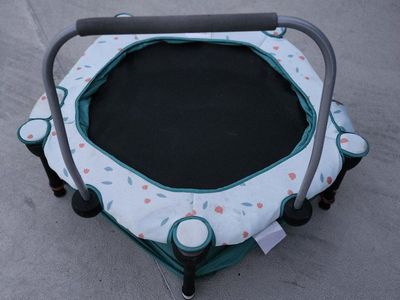 KIDS - 2 in 1 Ball pit / Trampoline