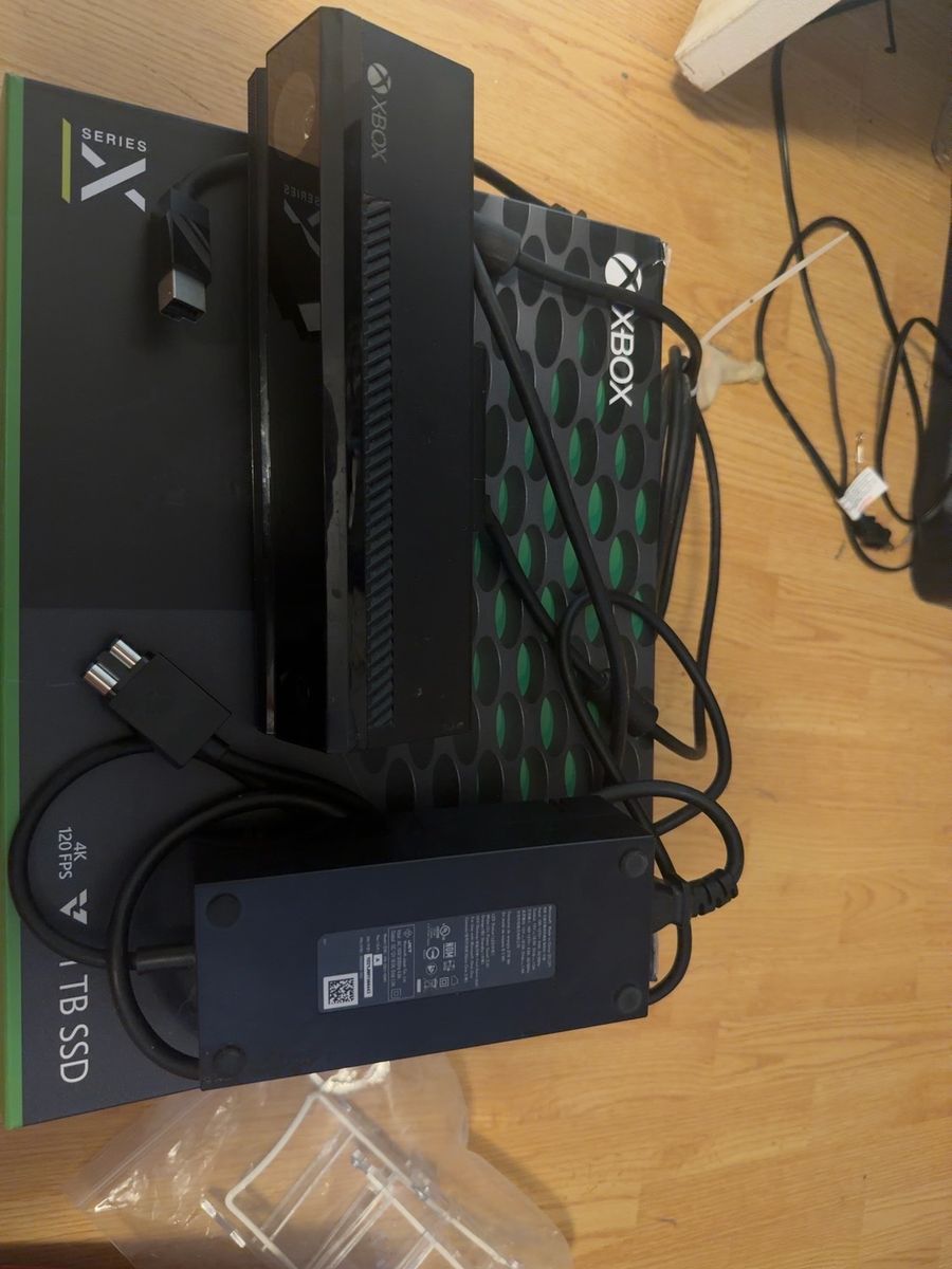 Microsoft Xbox One Kinect v2 + Adapter/Cables