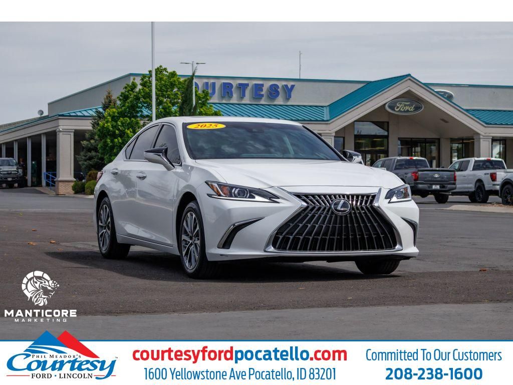 2025 Lexus ES Base