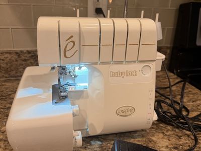 Baby Lock Imagine Serger Sewing Machine with Jet-Air Threading - Excellent Condition