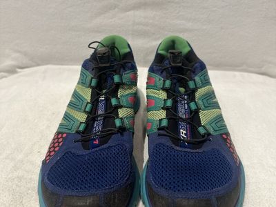 Salomon XR mission door to trail men’s size 9 Navy/green trail shoes