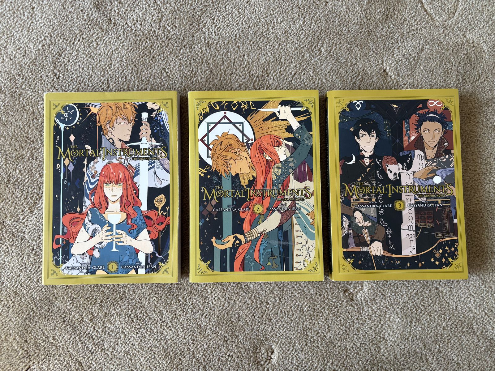 The Mortal Instruments Graphic Novels 1-3