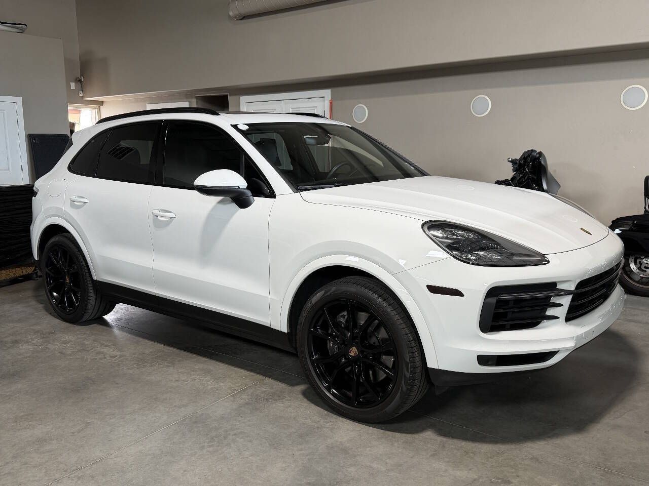 2022 Porsche Cayenne Base