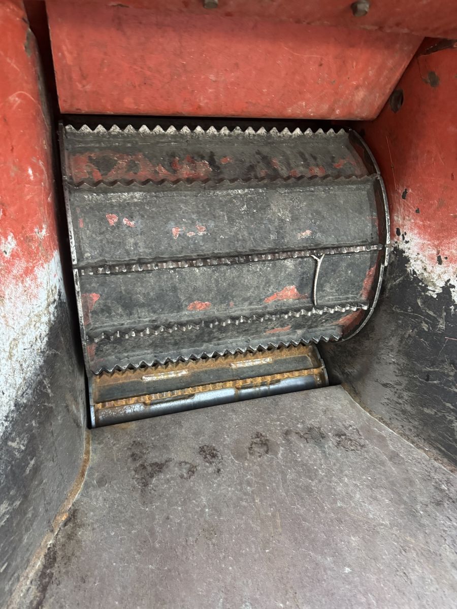 Main image 3