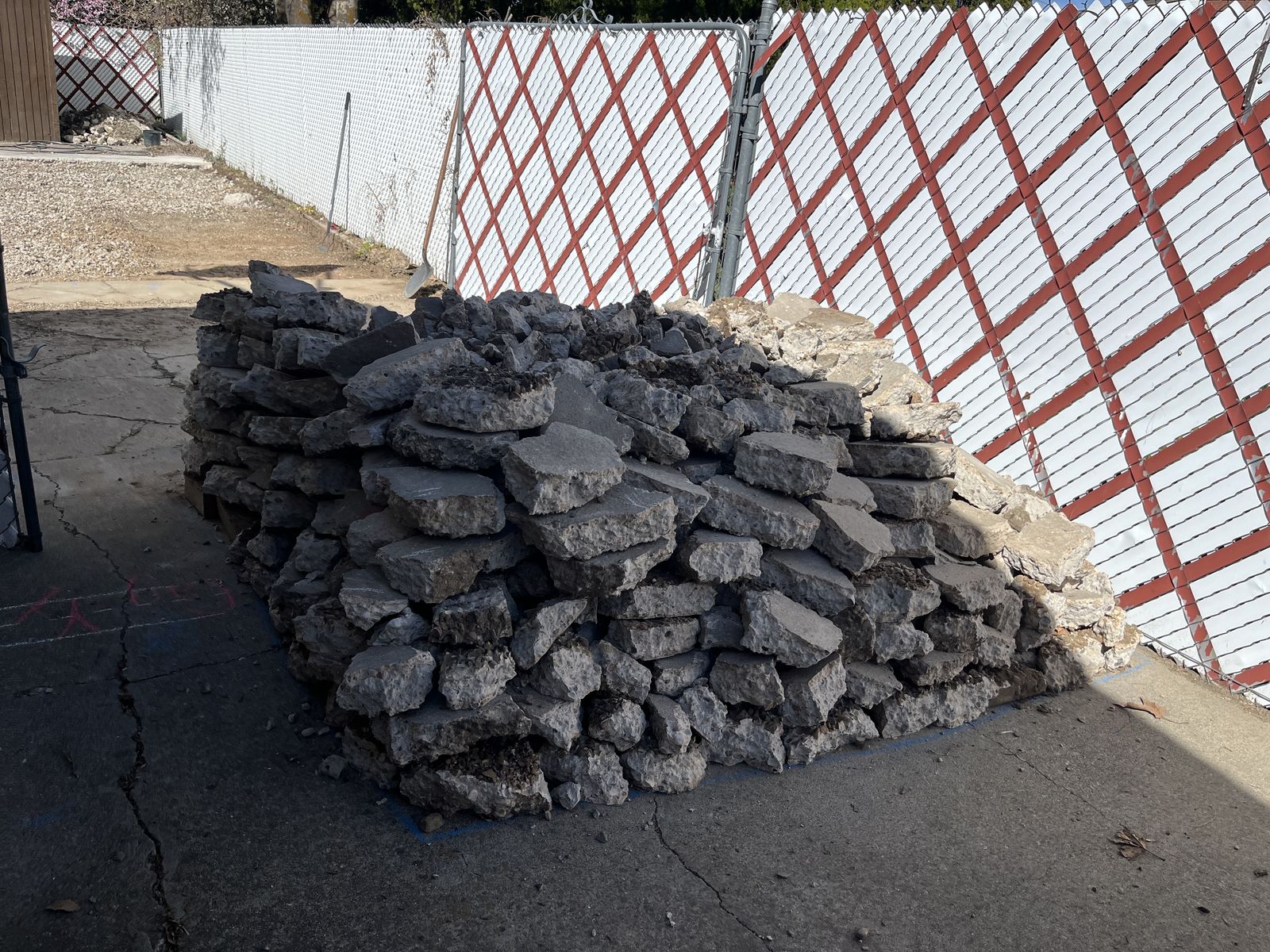 Free concrete pieces