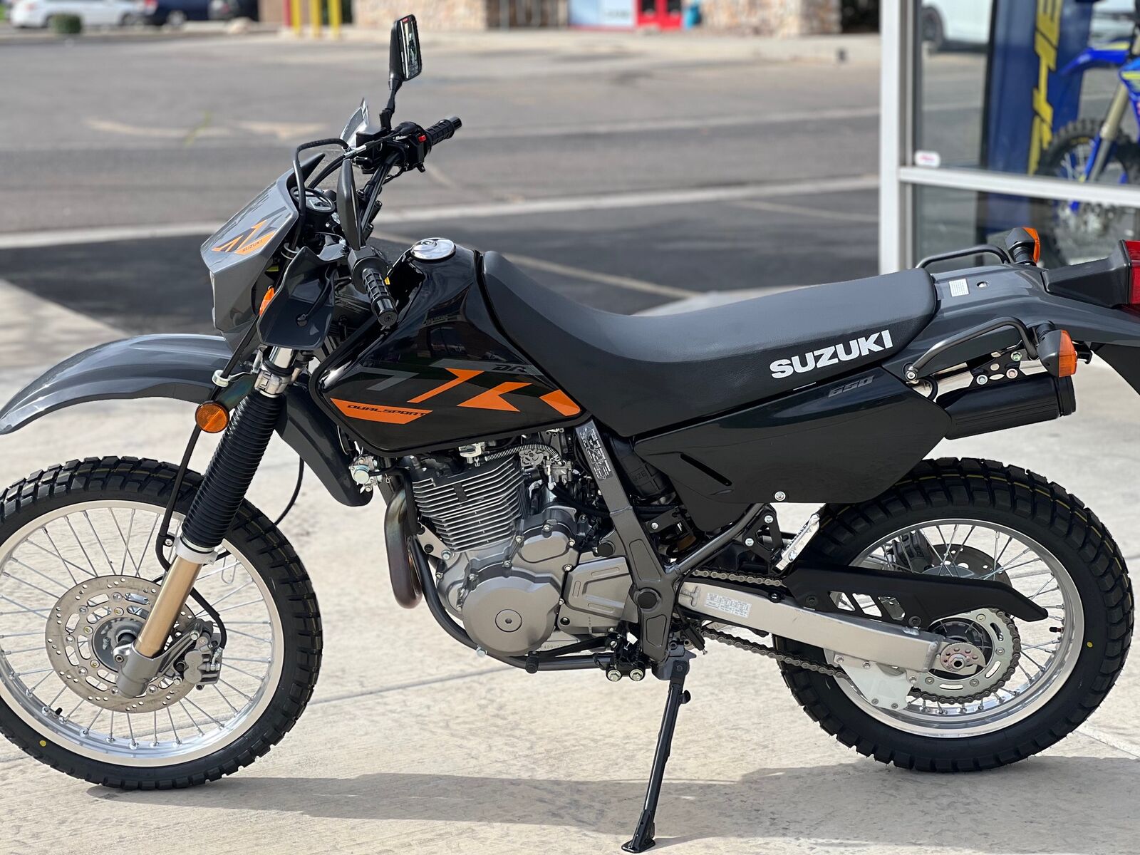 2026 SUZUKI DR650S