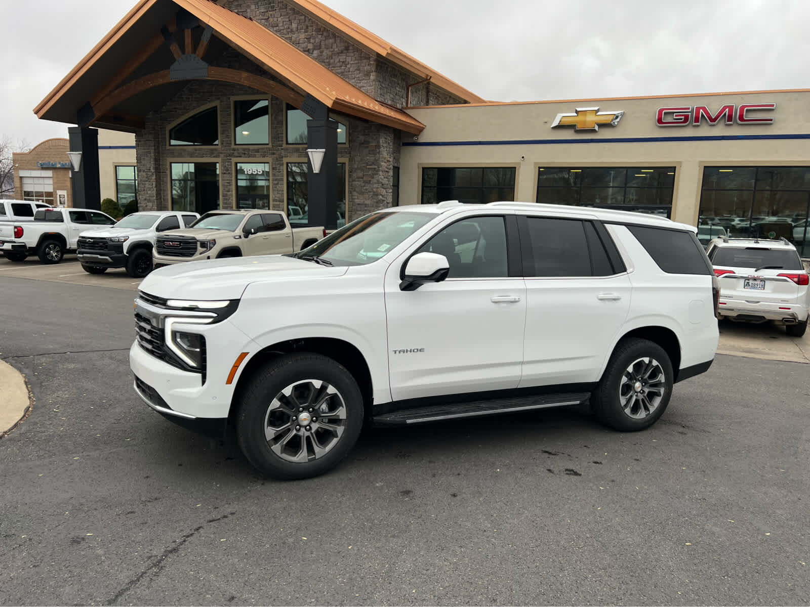 2026 Chevrolet Tahoe LS