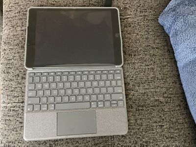 iPad 8th Gen 32G in Layton no Kearns