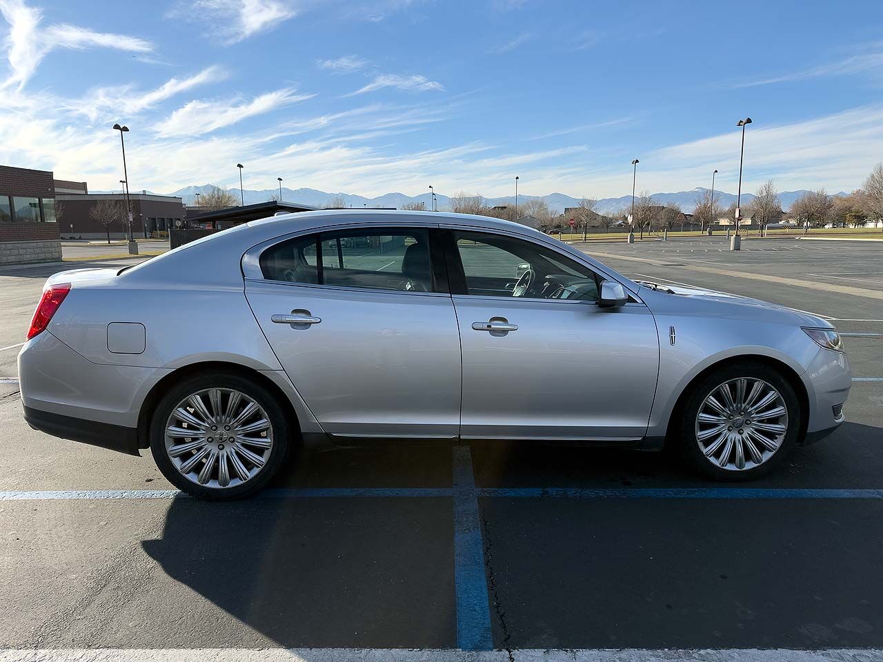 2013 Lincoln MKS Base