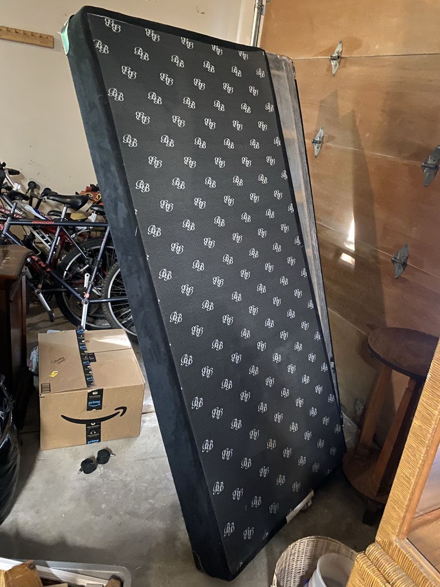 Beautyrest King Box Springs