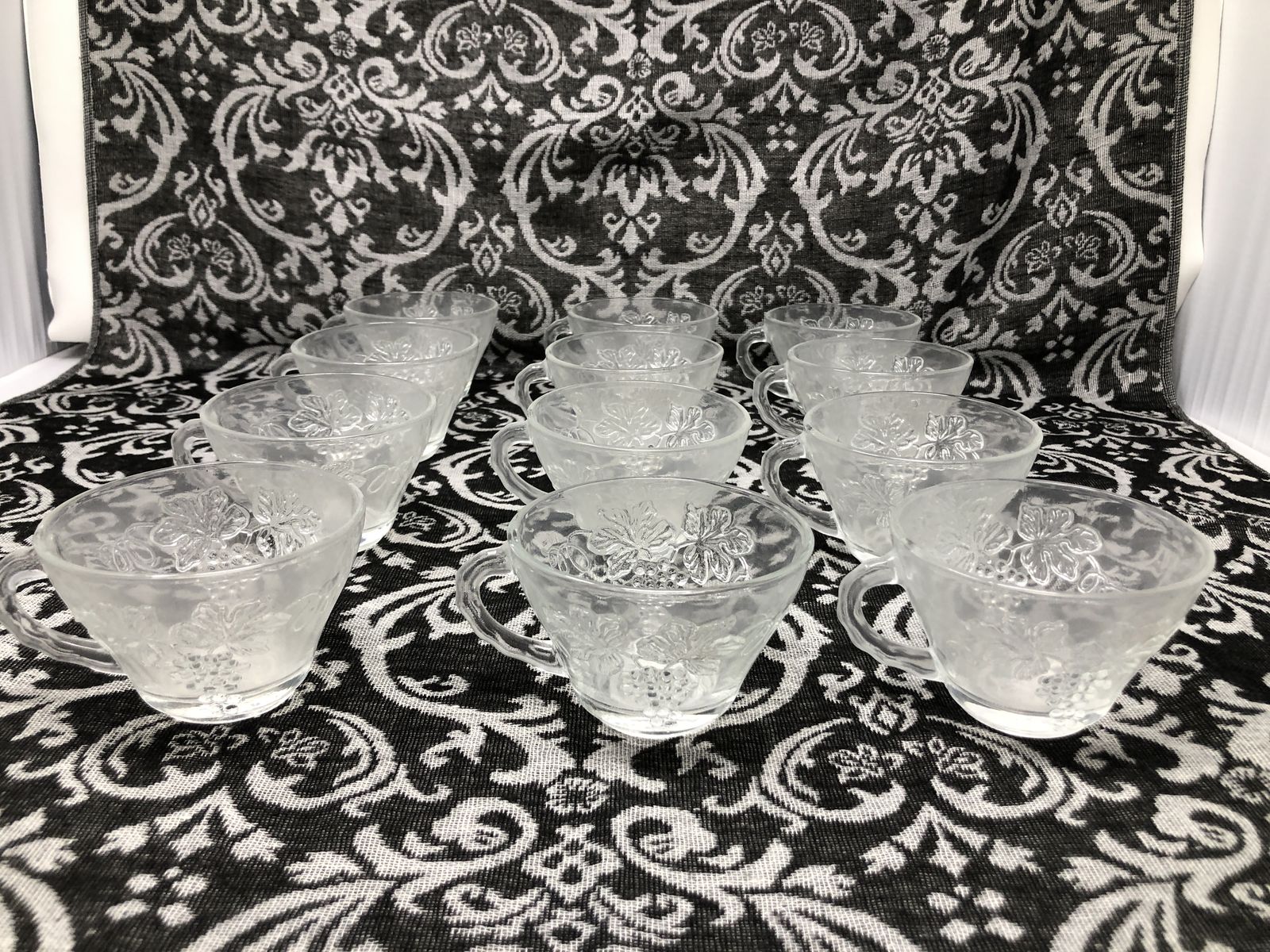 Anchor Hocking Grape & Vine Glass Teacups – 11 oz – Vintage Clear Pressed Glass
