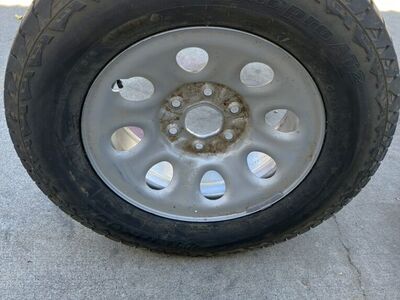 245/70R17 Tires and Rims: 6x5.5. For Chevy