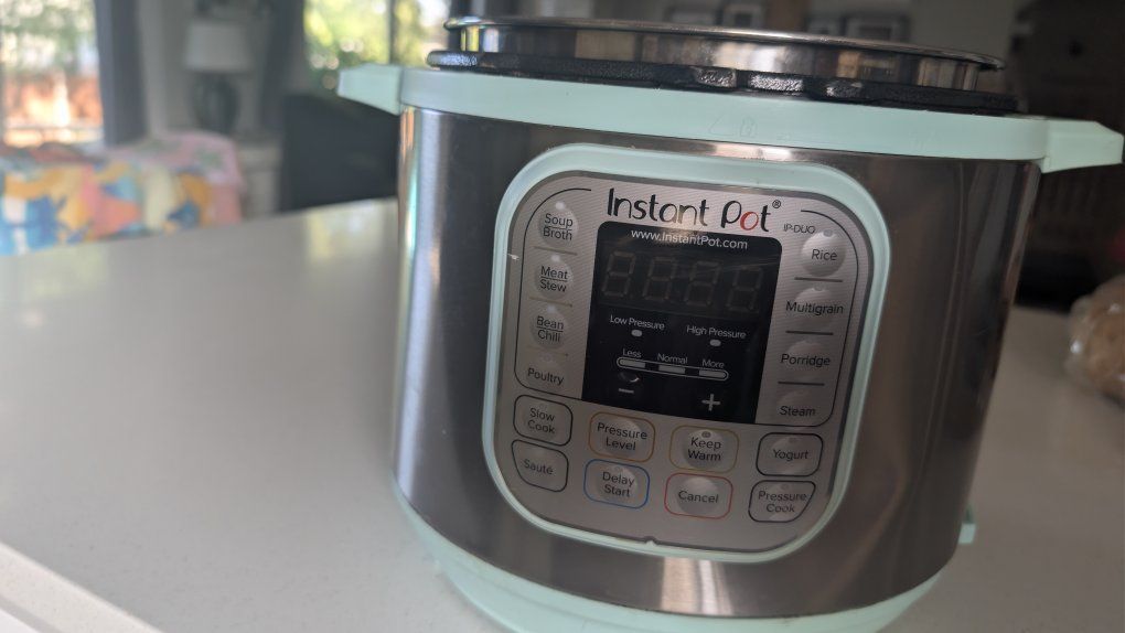 Instant Pot Duo Nova 7-in-1 Electric Pressure Cooker 6-Quart - Mint Green