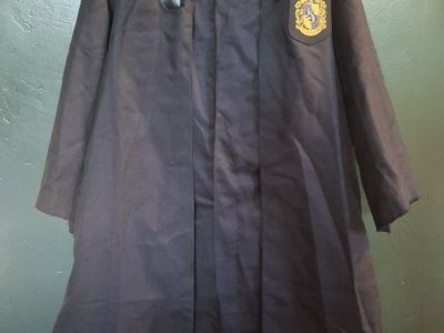Harry Potter Hufflepuff Costume Robe Size L (10-12) Disguise Inc