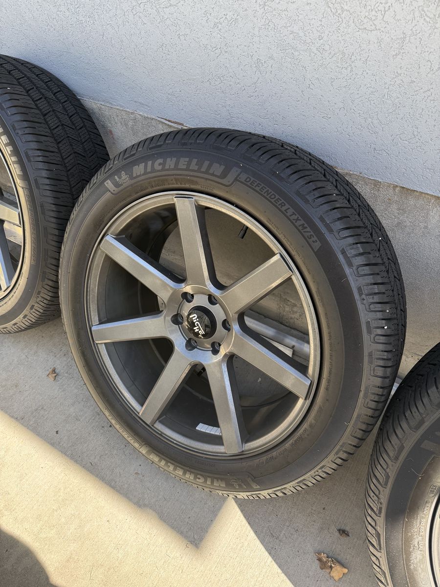 22" Niche "Future" Wheels with Mounted and Balanced Michelin, Tires Ready to Mount