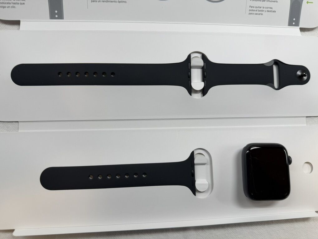 Apple Watch Series 6 GPS/Verizon W/Extras
