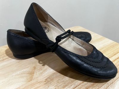 L'Originale Palladium Shoes womens black leather slip on size 7