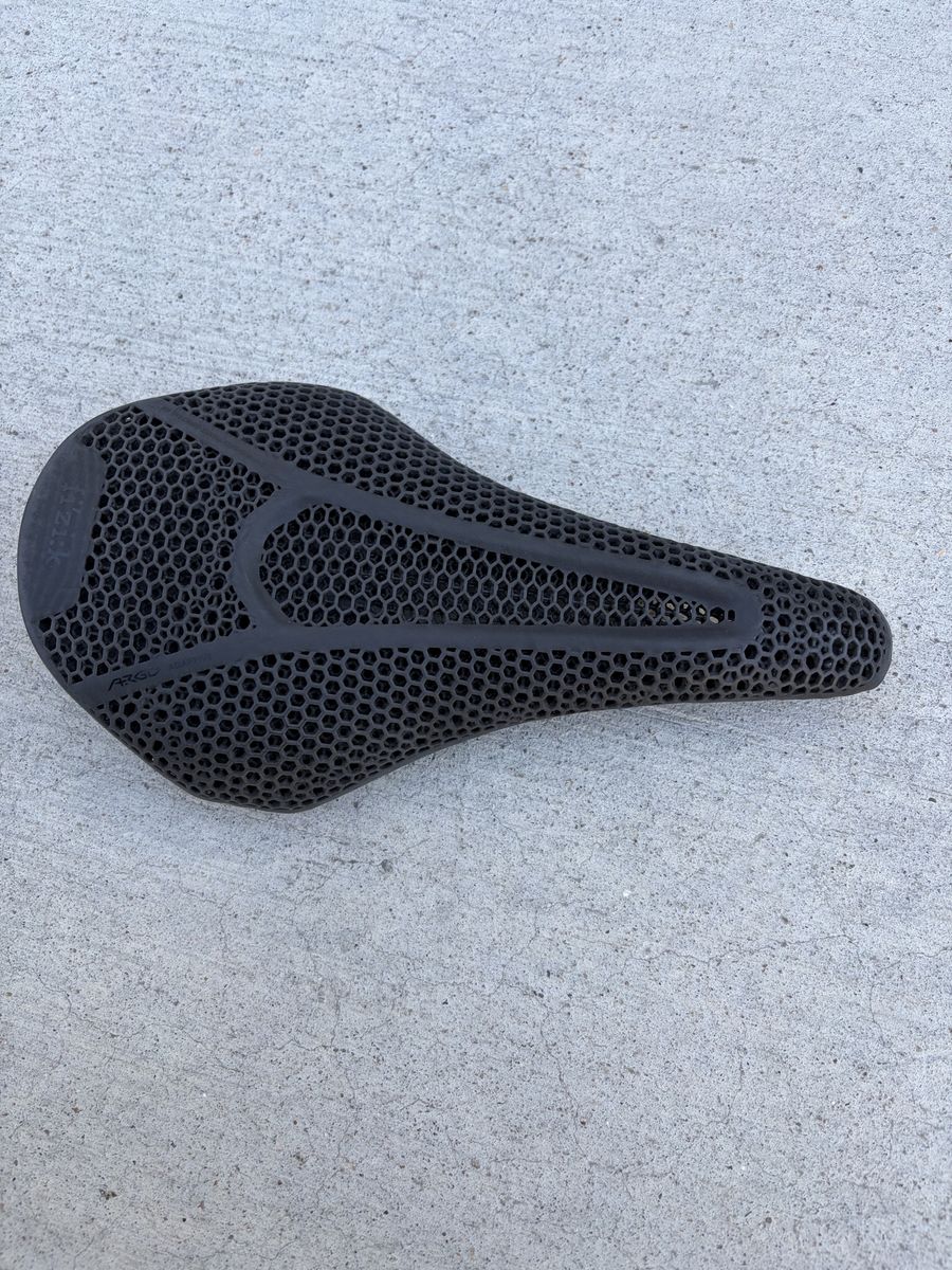 Fizik Vento Argo R1 adaptive saddle