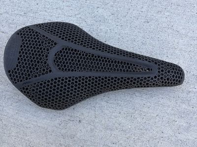 Fizik Vento Argo R1 adaptive saddle